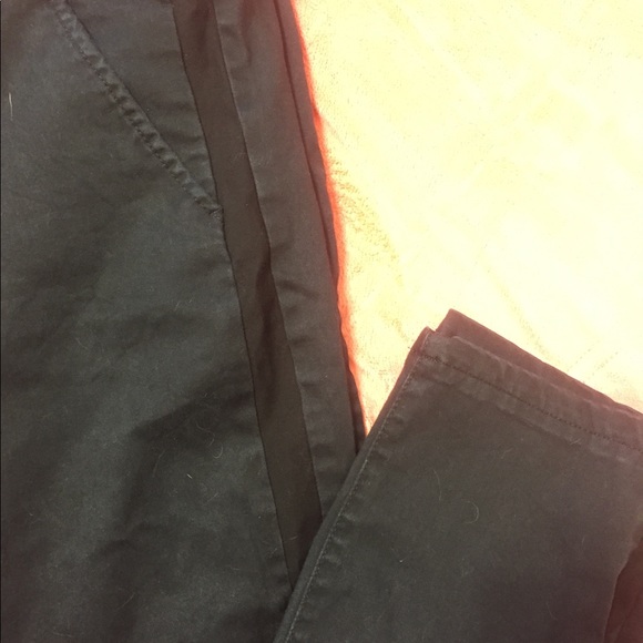 American Eagle Pants - Picture 2 of 4